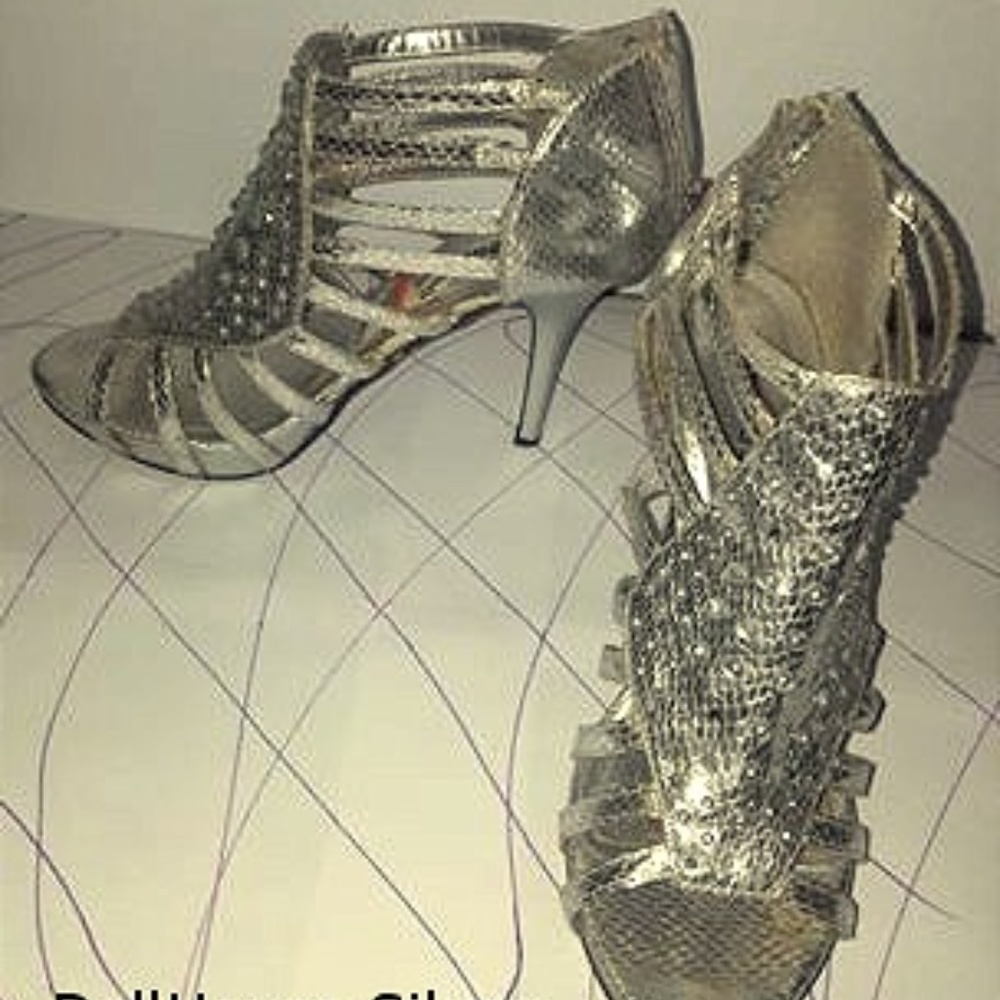 Diva Shoes & Stage Ware